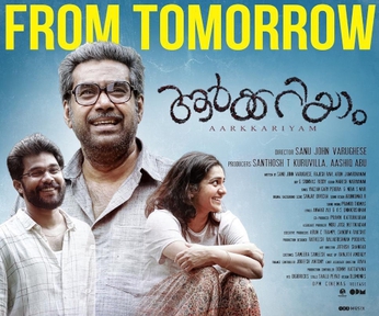 Aarkkariyam poster